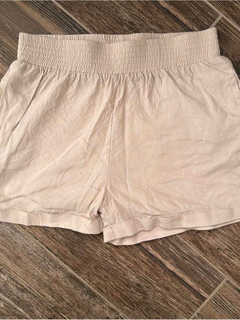 Gianni Bini Cream Linen High-Waist Smocked Shorts